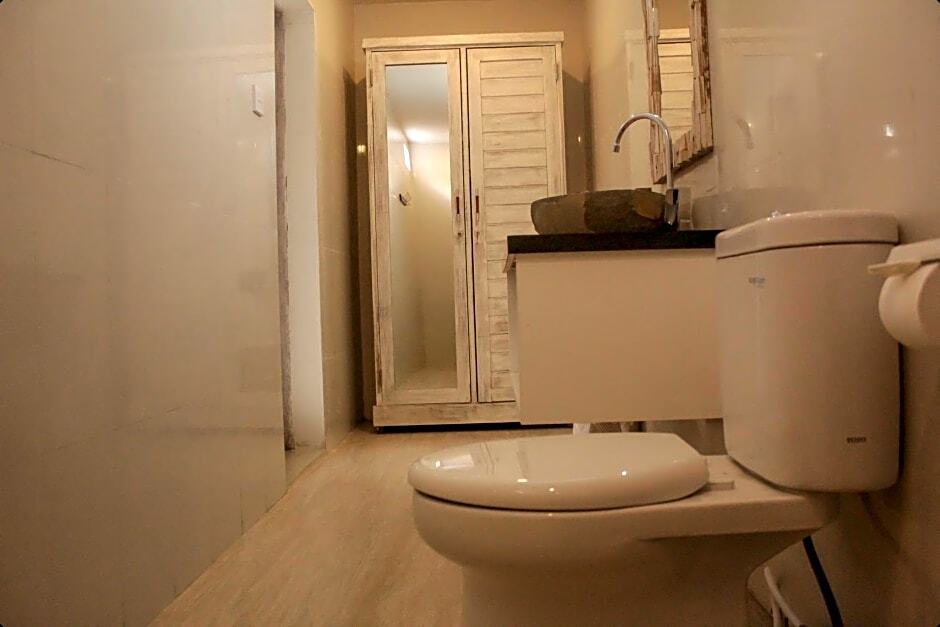 Чангу: KJ Klumpu Wooden Style Guest House at Canggu