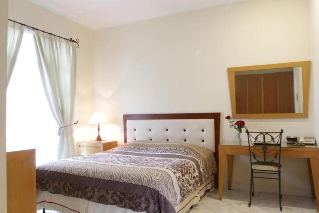 Джакарта: Puri Sawo Manila Residence