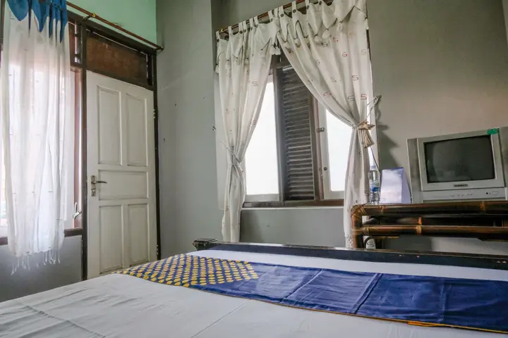 Бату: SPOT ON 2046 Villa Hardi
