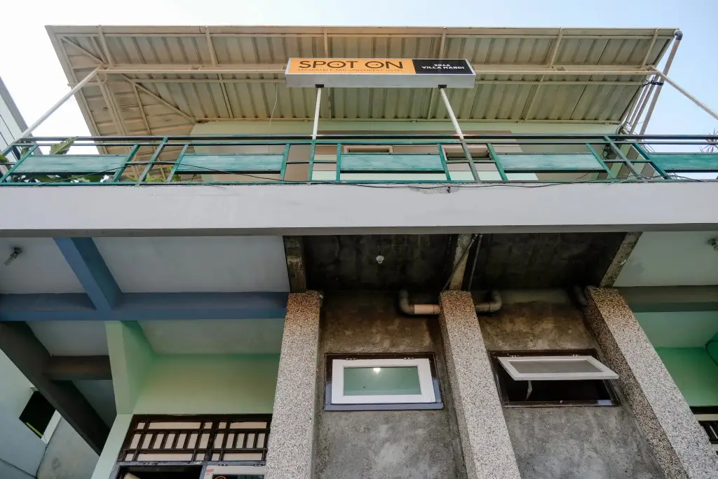 Бату: SPOT ON 2046 Villa Hardi