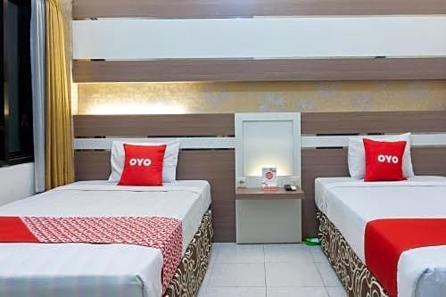Маланг: OYO 3803 Hotel Wonojati Syariah Malang