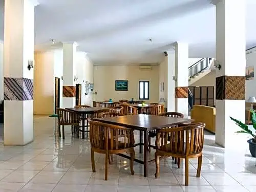 OYO 3803 Hotel Wonojati Syariah Malang — фото 1