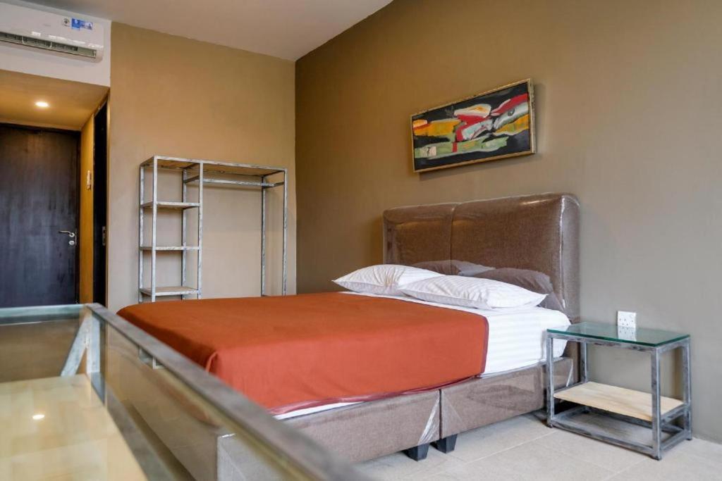 Батам: OYO 91252 Graceland Inn