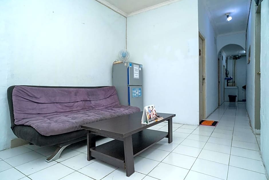 Джакарта: KoolKost @ Pulogebang (Minimum Stay 3 Nights)