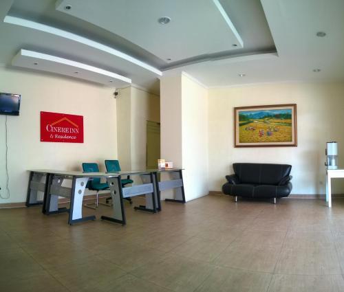 Депок: Cinere Inn & Residence