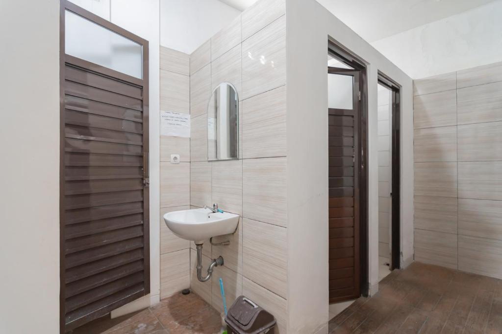 Бандунг: KoolKost near Alun Alun Kota Bandung 2 - Male Only