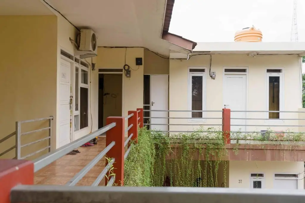 Депок: Madinah House Syariah RedPartner