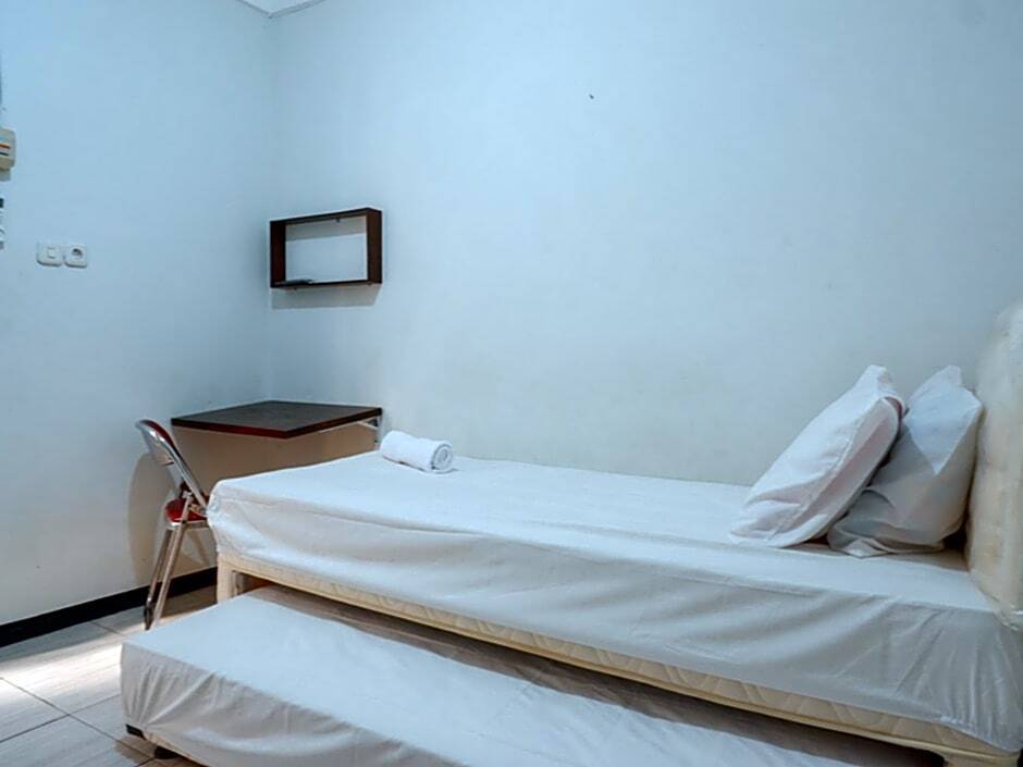 KoolKost Syariah near RSUP Dr Kariadi Semarang Minimum Stay 6 nights — фото 1