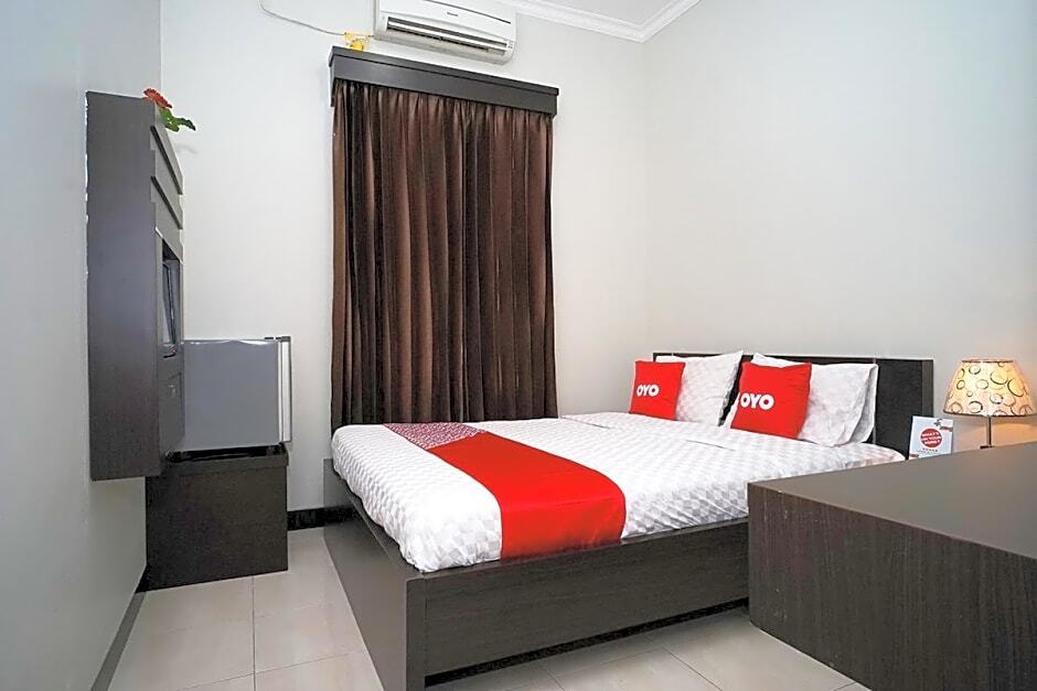 Баликпапан: Oyo 2038 Jasmine Guest House Balikpapan