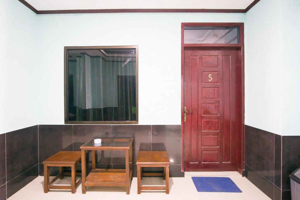 Берастаги: RedDoorz near Mikie Holiday Funland Berastagi