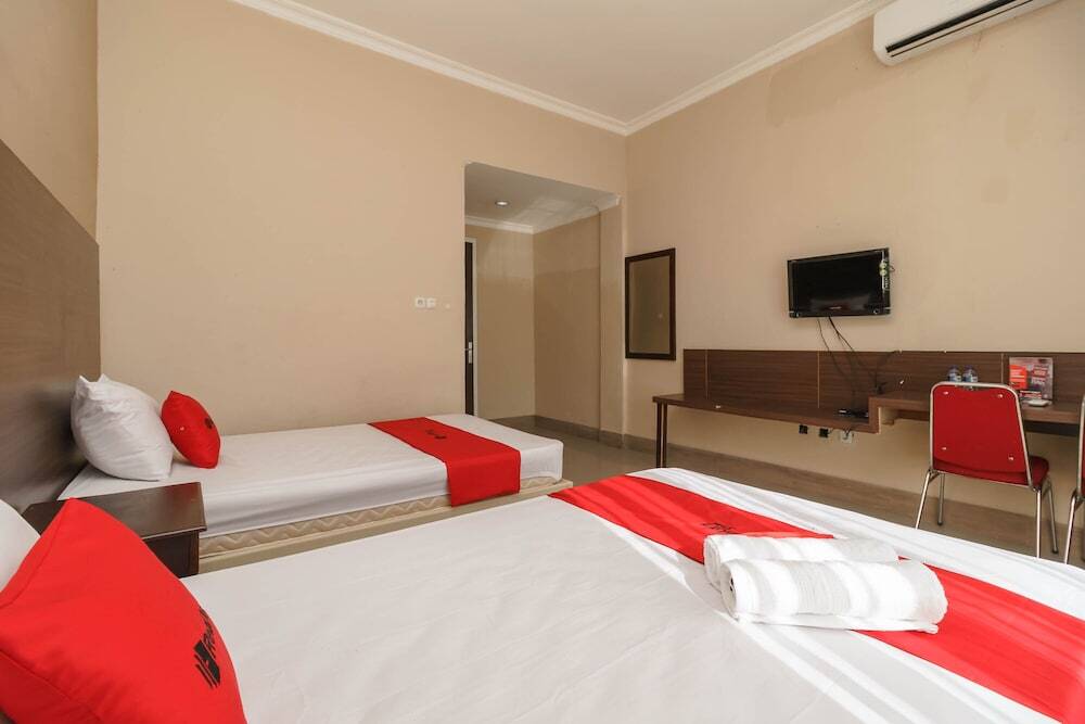 Бенгкулу: RedDoorz Near Pantai Berkas Bengkulu