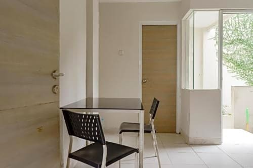Джакарта: KoolKost Syariah near Jalan Gatot Subroto 2 Minimum Stay 3 Nights