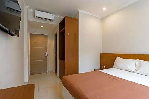 Джакарта: KoolKost Syariah near Jalan Gatot Subroto 2 Minimum Stay 3 Nights