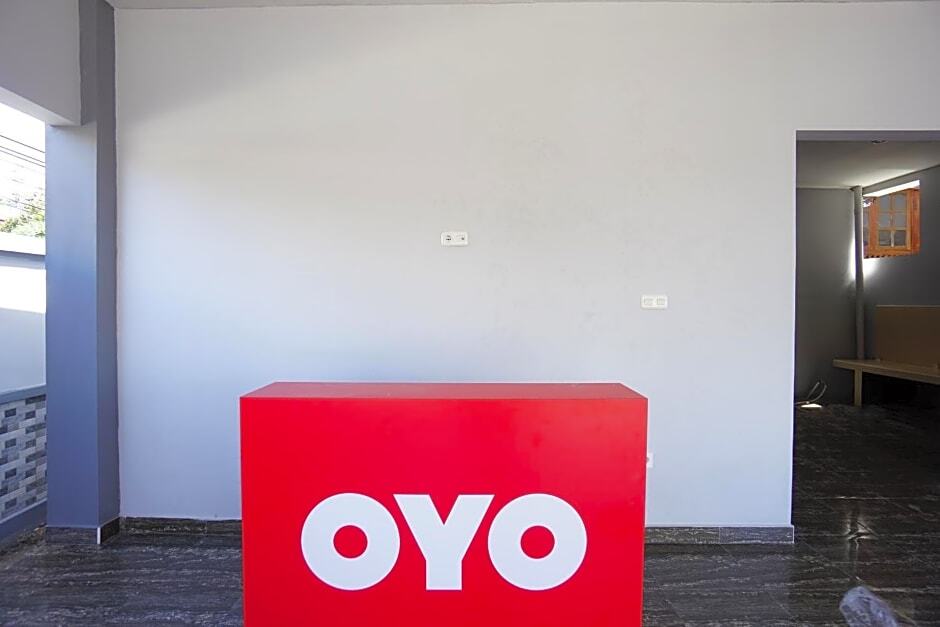 Манадо: OYO 1680 Hanna Residence