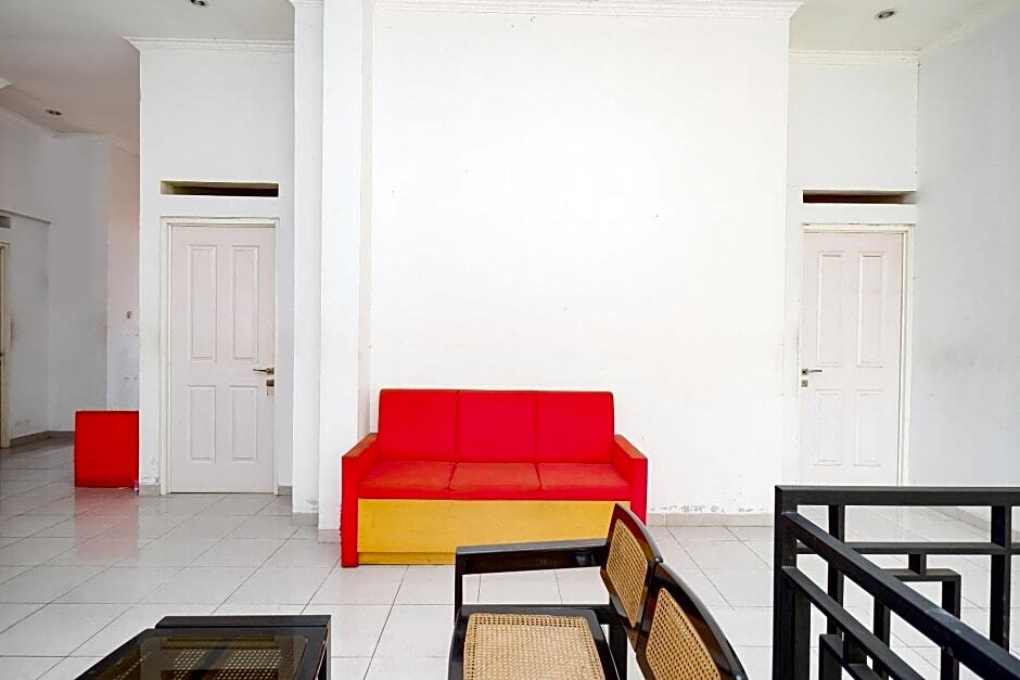 Семаранг: OYO Life 2812 Hommy Boarding House