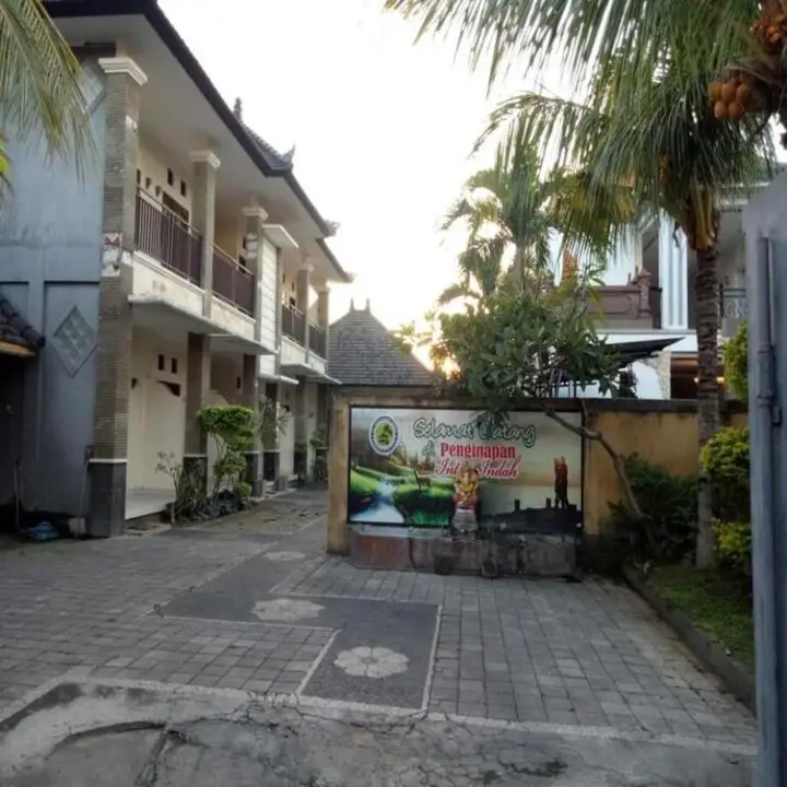 Денпасар: Pondok Wisata Intan Indah 1 by ZUZU