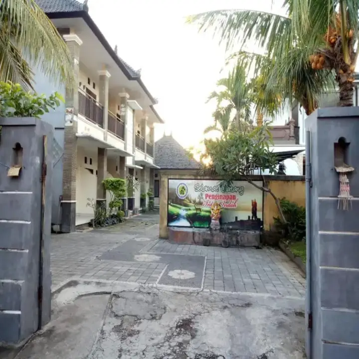 Денпасар: Pondok Wisata Intan Indah 1 by ZUZU