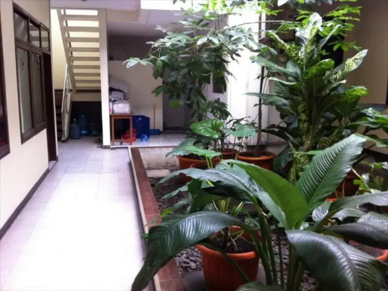 Бандунг: Hotel Bandung Indah by ZUZU