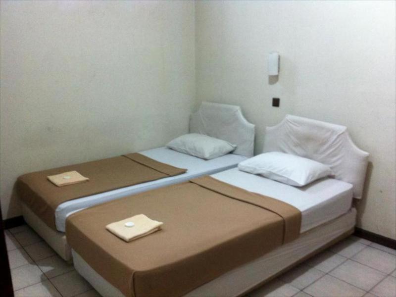 Бандунг: Hotel Bandung Indah by ZUZU