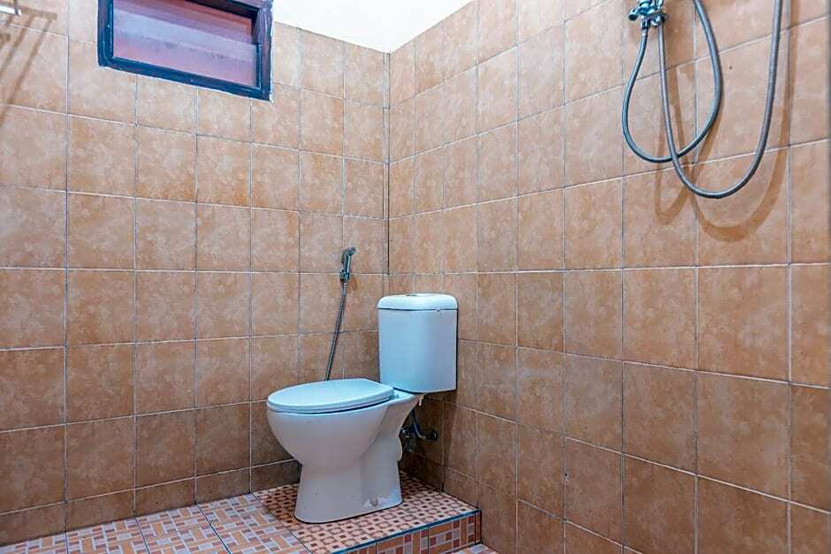 Депок: OYO Life 2424 Kost Luqman 2