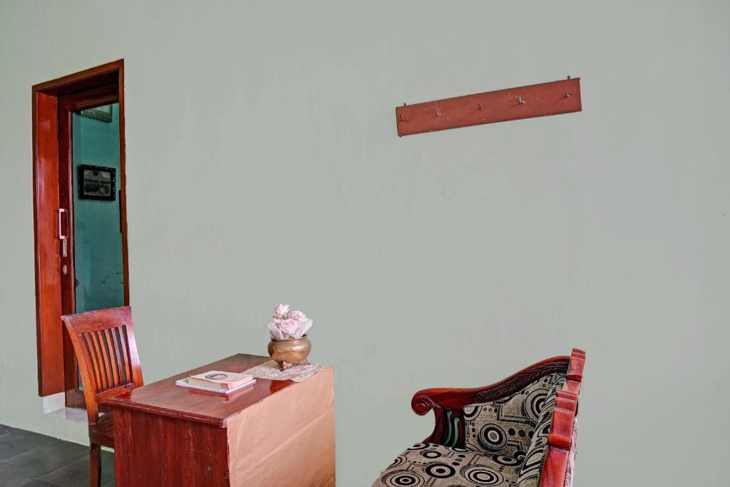 Патранг: OYO 90729 Sekar Guest House Jember