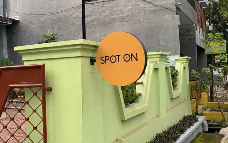 Патранг: OYO 90729 Sekar Guest House Jember