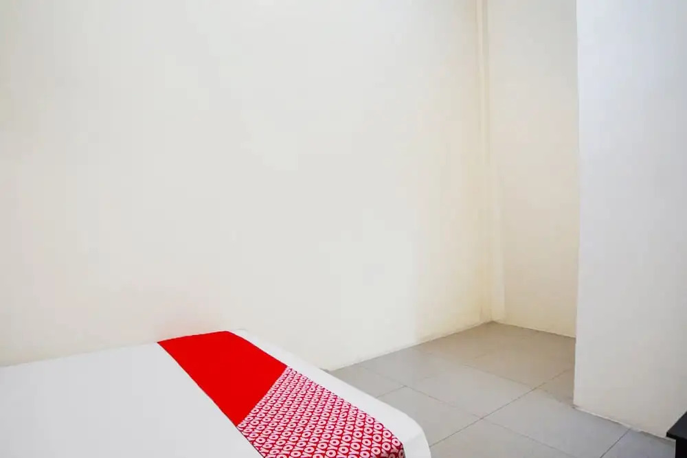 Медан: OYO 90785 Mutiara Guest House