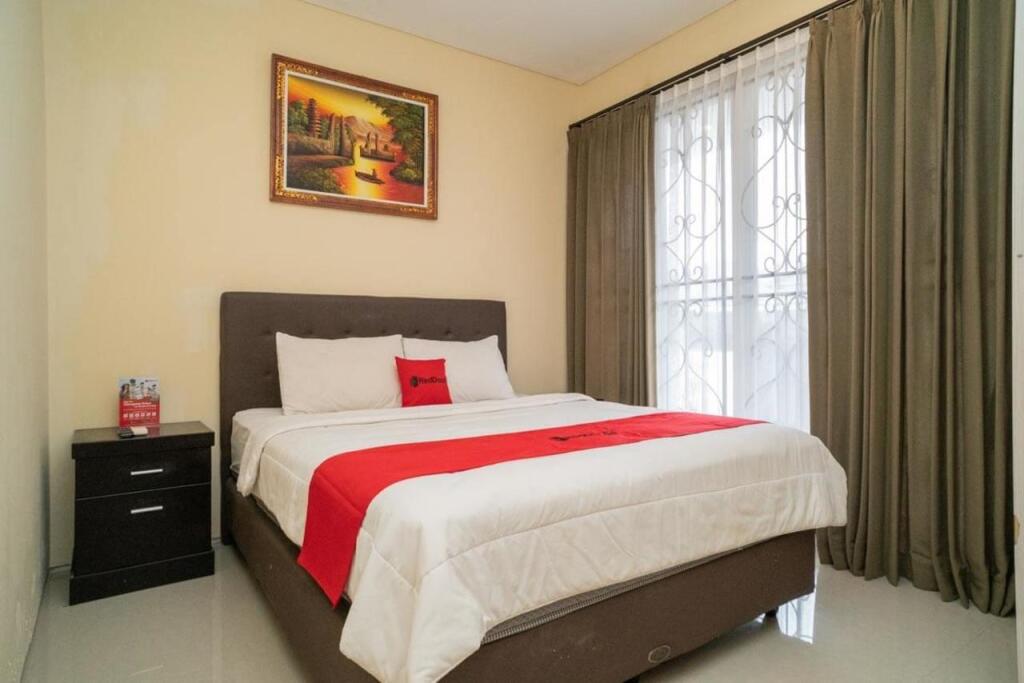 Беноа: RedDoorz near ITDC Nusa Dua