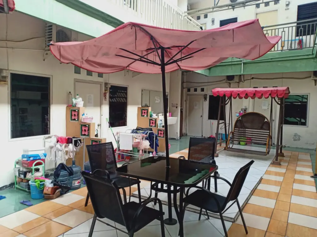Сурабая: Homestay Excellent Doho Women Only by ZUZU