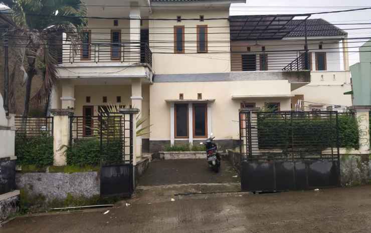 Паромпонг: OYO 90815 Guest House Putri Sariwangi Syariah