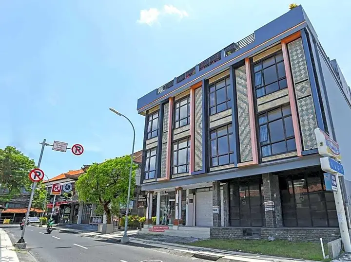 Кута: OYO Flagship 90966 Moreno Homestay