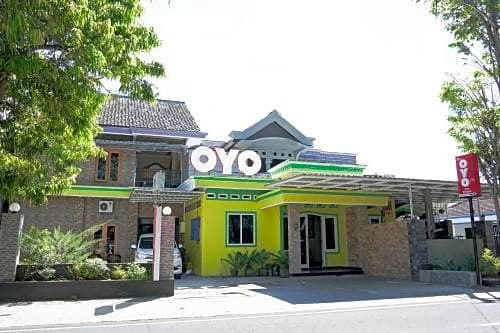 OYO 941 Hotel Manggala Syariah — фото 1