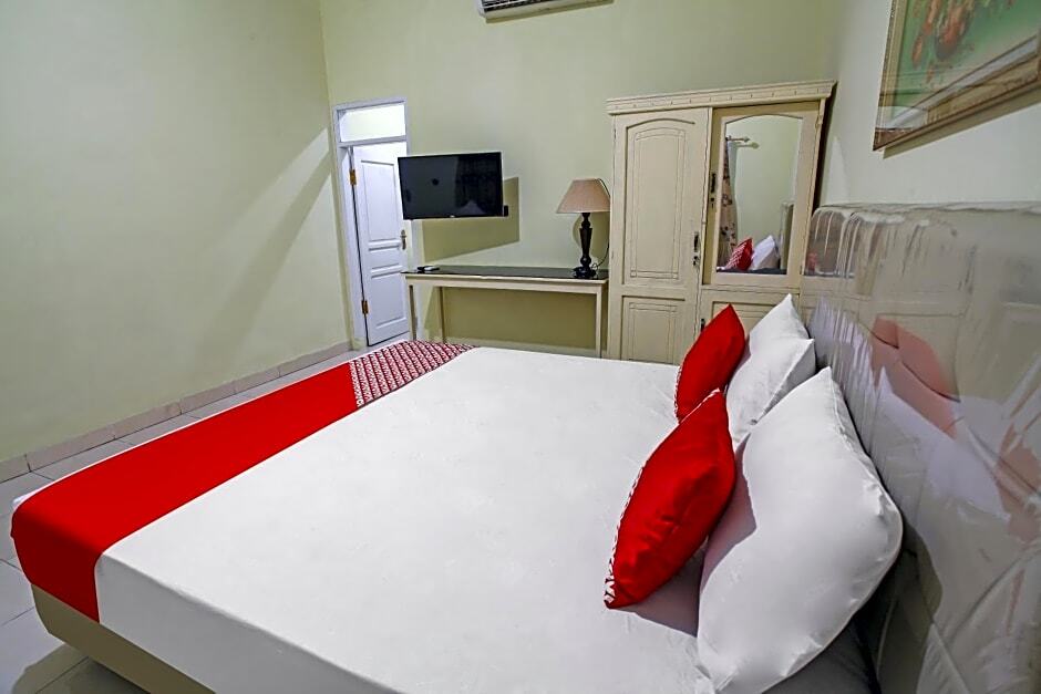 Палу: OYO 90968 Graha Family Guest House
