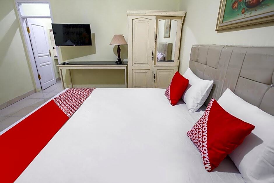 Палу: OYO 90968 Graha Family Guest House