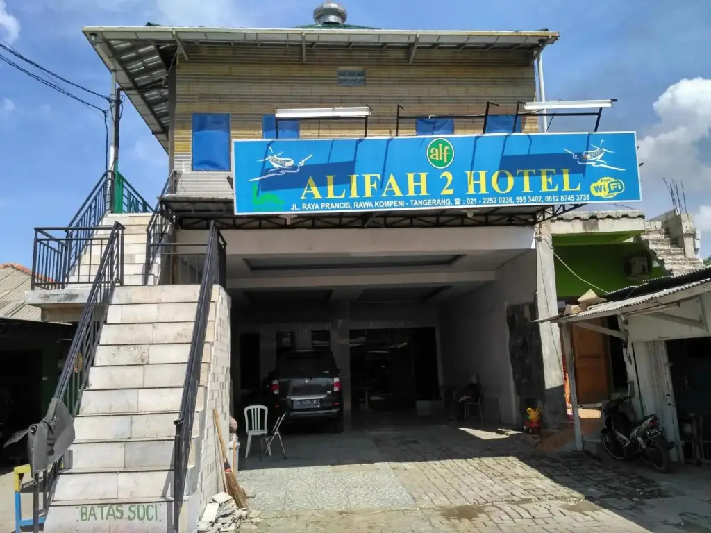Тангеранг: Hotel Alifah 2 by ZUZU