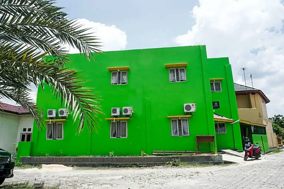 Пеканбару: OYO Life 2918 Kost Arrazaq