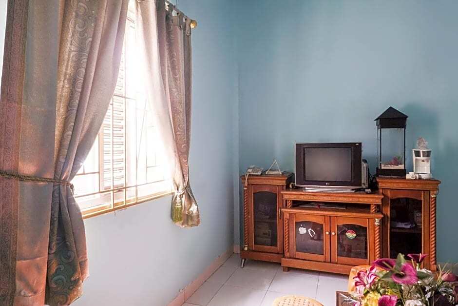 Пеканбару: OYO Life 2918 Kost Arrazaq