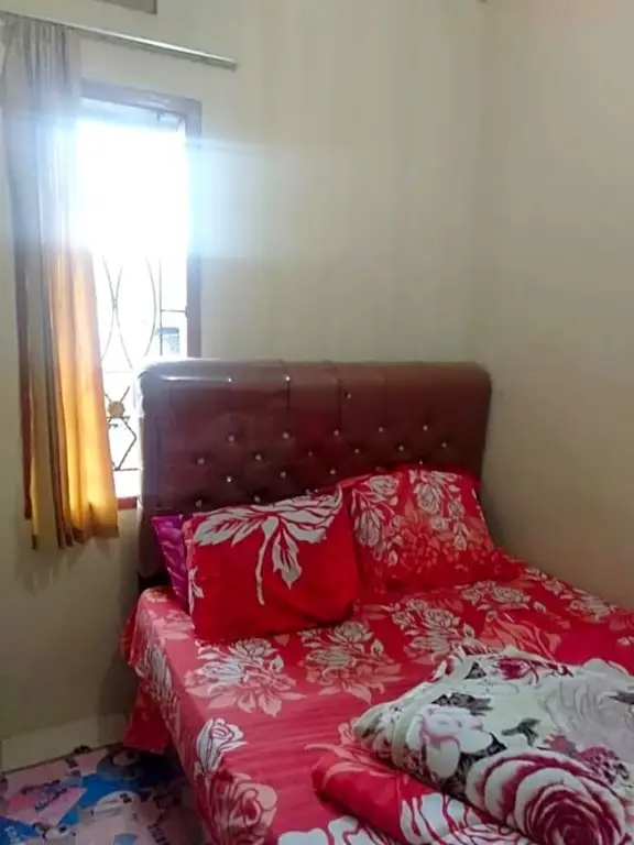 Диэнь Кулон: Kurnia Pandawa Homestay Syariah by Luxury Degree