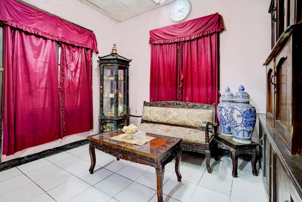 Сумеданг: OYO Life 90701 Kost Syariah Deris