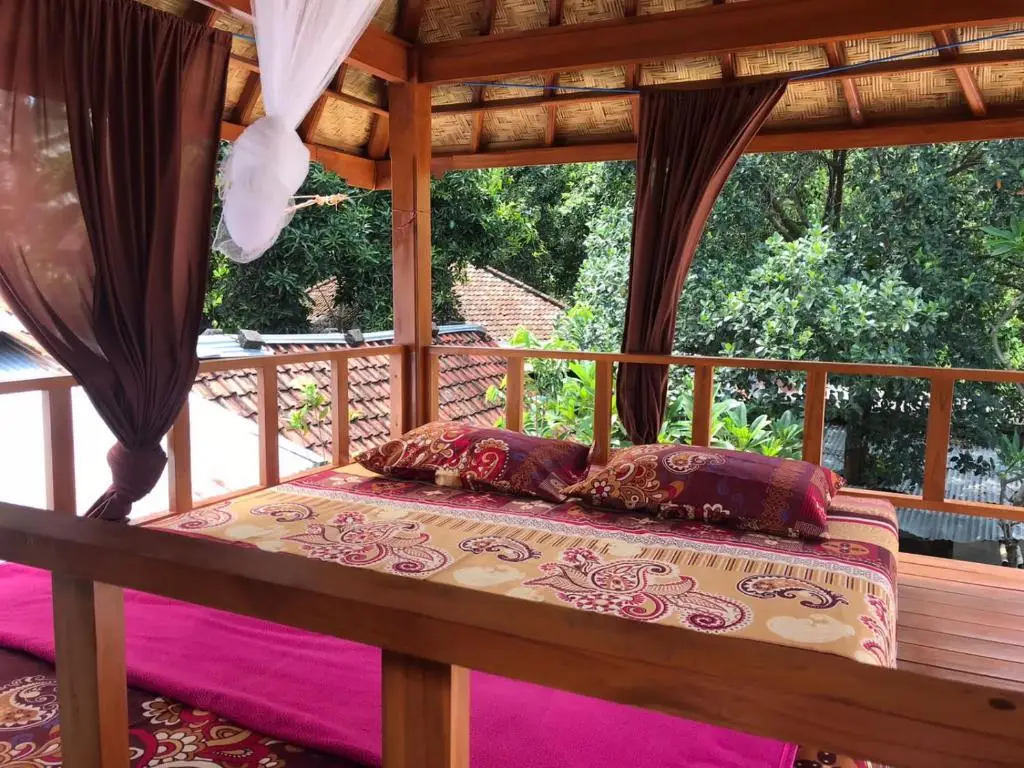 Умеаньяр: Family Hostel