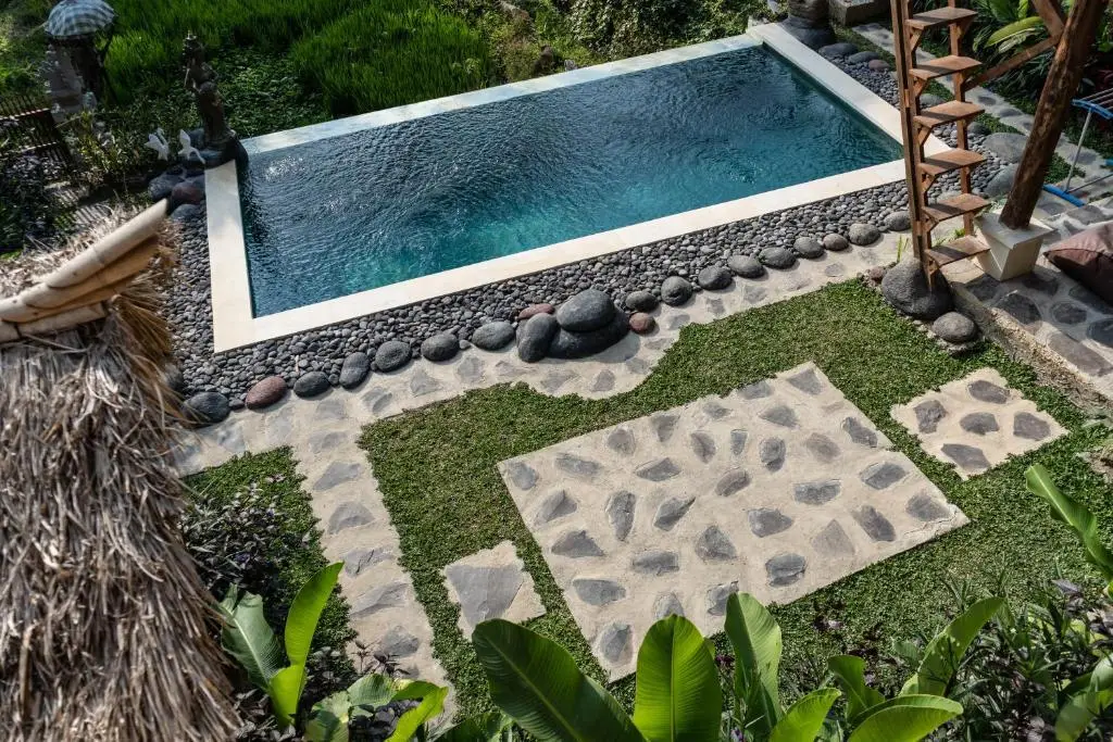 Себату: Bali Bamboo Jungle Huts And Hostel.