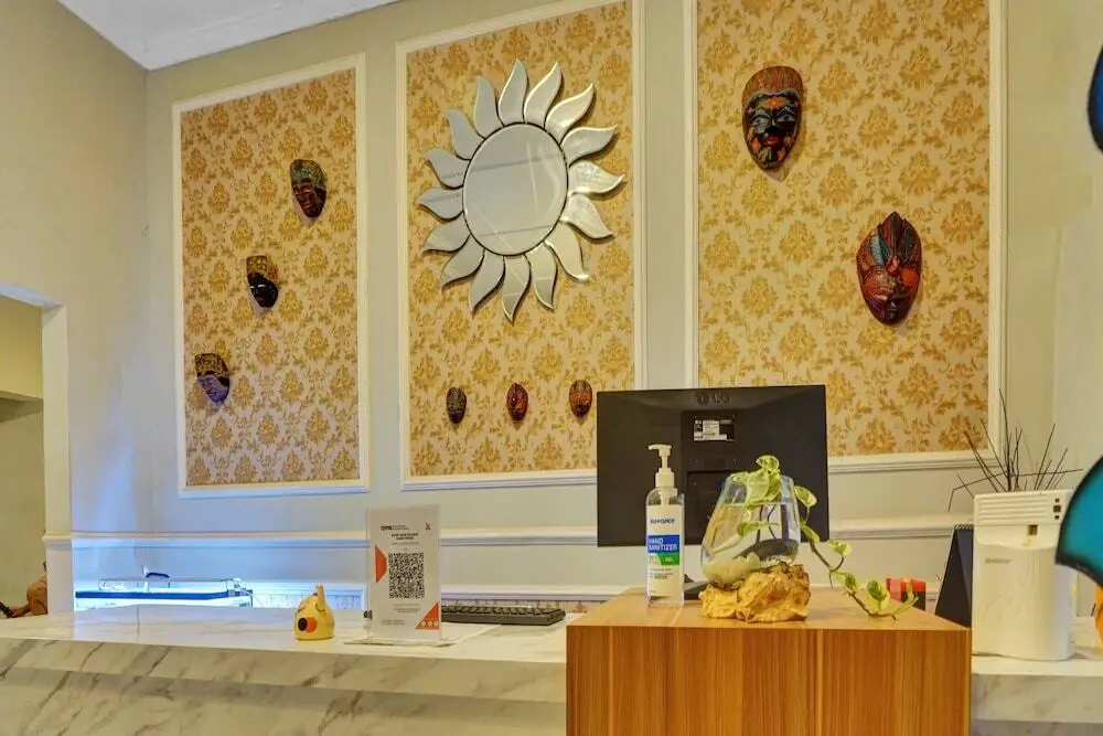 Маланг: OYO 90793 Btc Guest House Syariah
