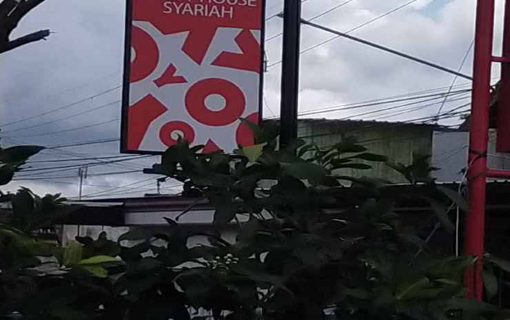 Маланг: OYO 90793 Btc Guest House Syariah