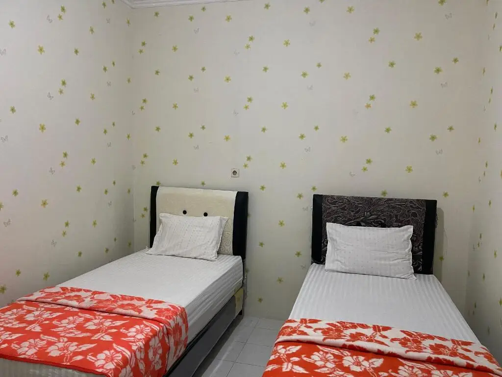 Паданг: OYO 90812 Hayza Residence Syariah