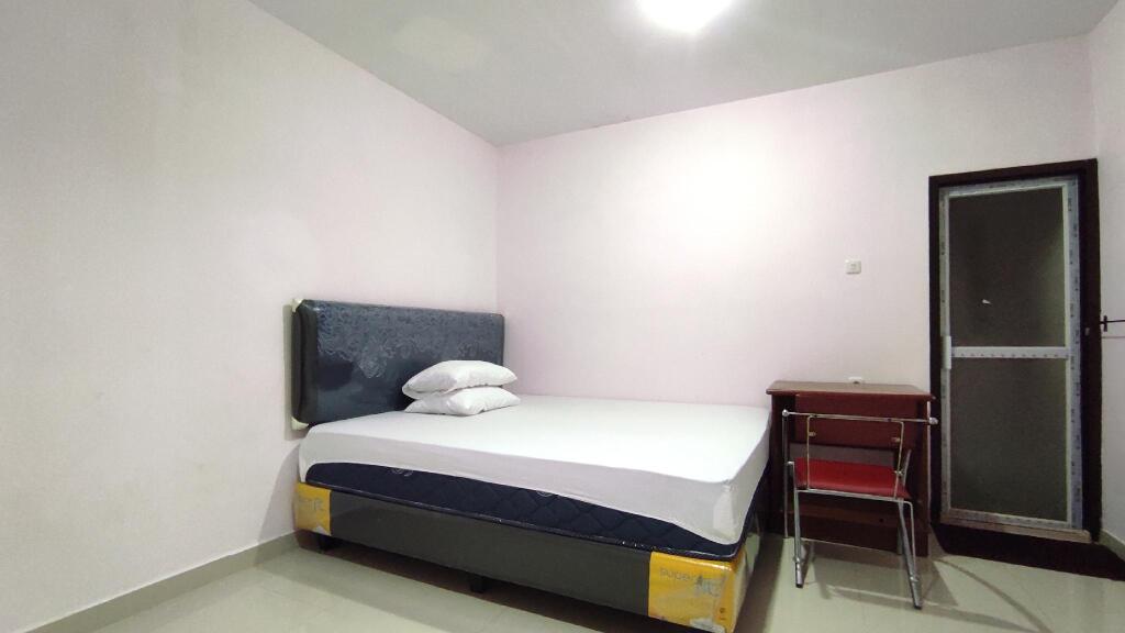 Макассар: OYO 90965 Homestay Madu Makassar