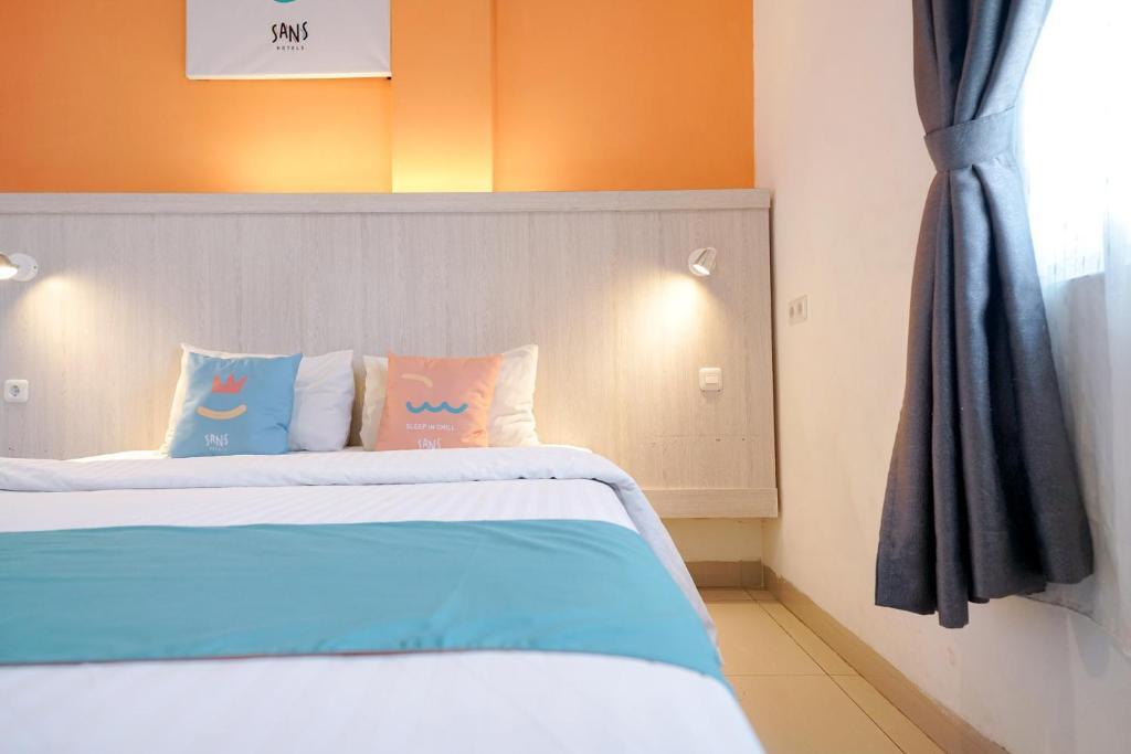 Палембанг: OYO Life 1299 Balcony Orange Homestay