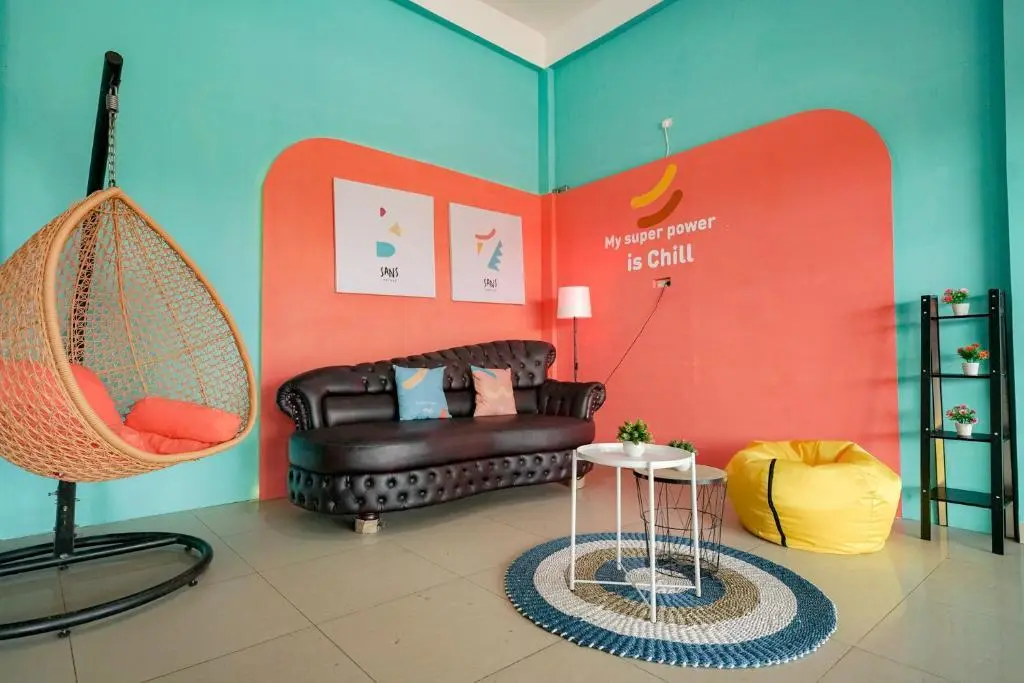 Палембанг: OYO Life 1299 Balcony Orange Homestay