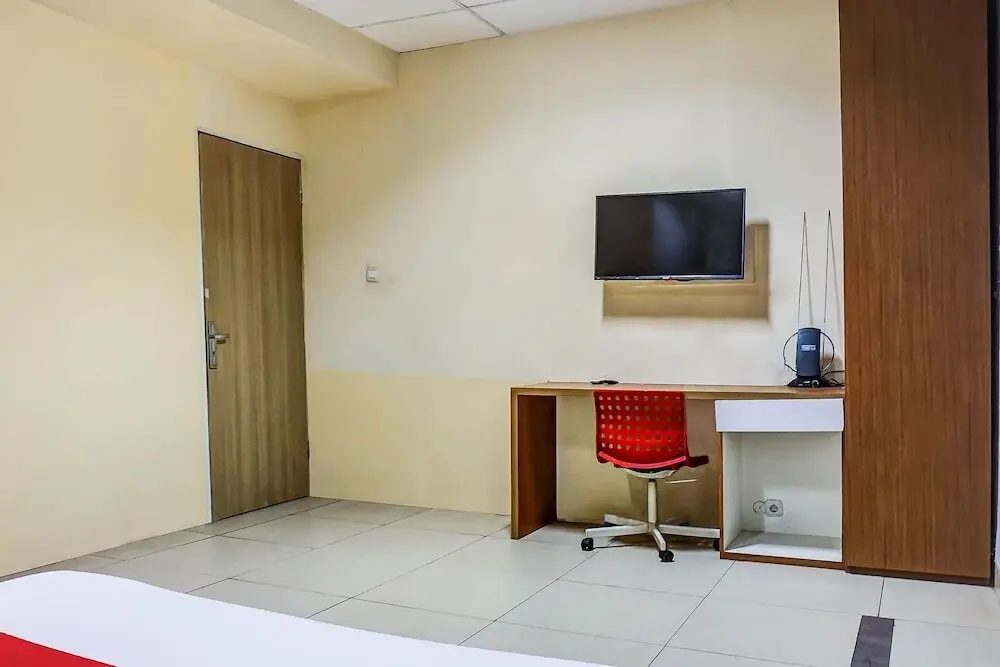 Джакарта: OYO 90872 Coolz Homestay Tebet Near TIS Square Near TIS Square