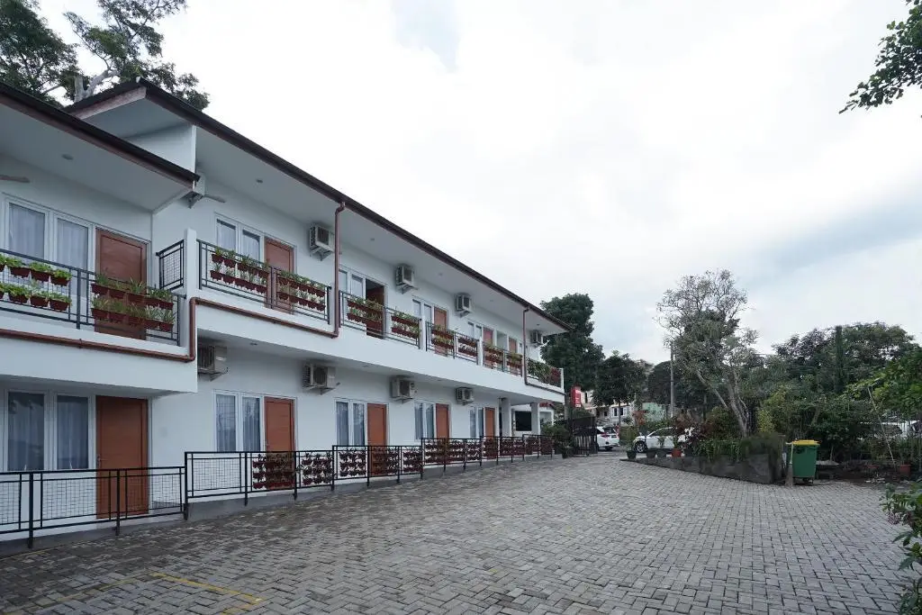 Urbanview Hotel Kazanan Lembang Bandung by RedDoorz — фото 1