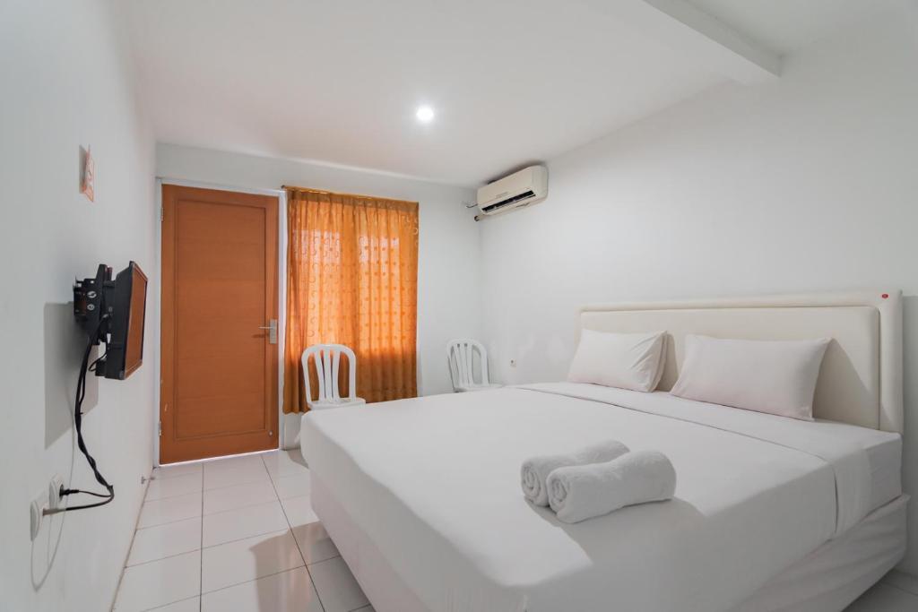Паромпонг: Urbanview Hotel Kazanan Lembang Bandung by RedDoorz